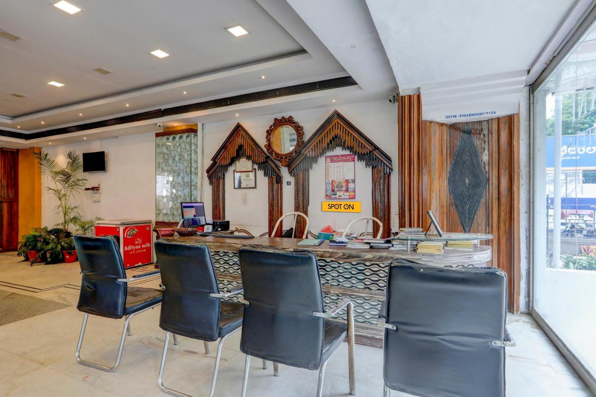 Hotel O Rajdhani Group Of Hotels Mysore Buitenkant foto